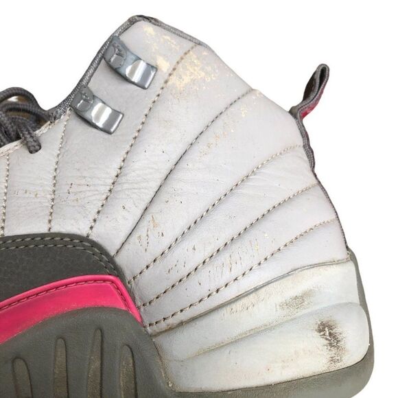 RARE 2016 Air Jordan 12 Retro Wolf Grey Vivid Pink Size 7 - Picture 14 of 16